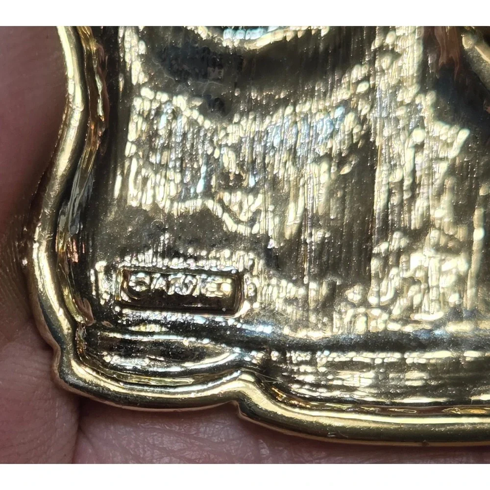 Vtg AJC Gold Tone Cat in‎ Boot Pin Brooch Whimsical Cute Animal Jewelry Gift